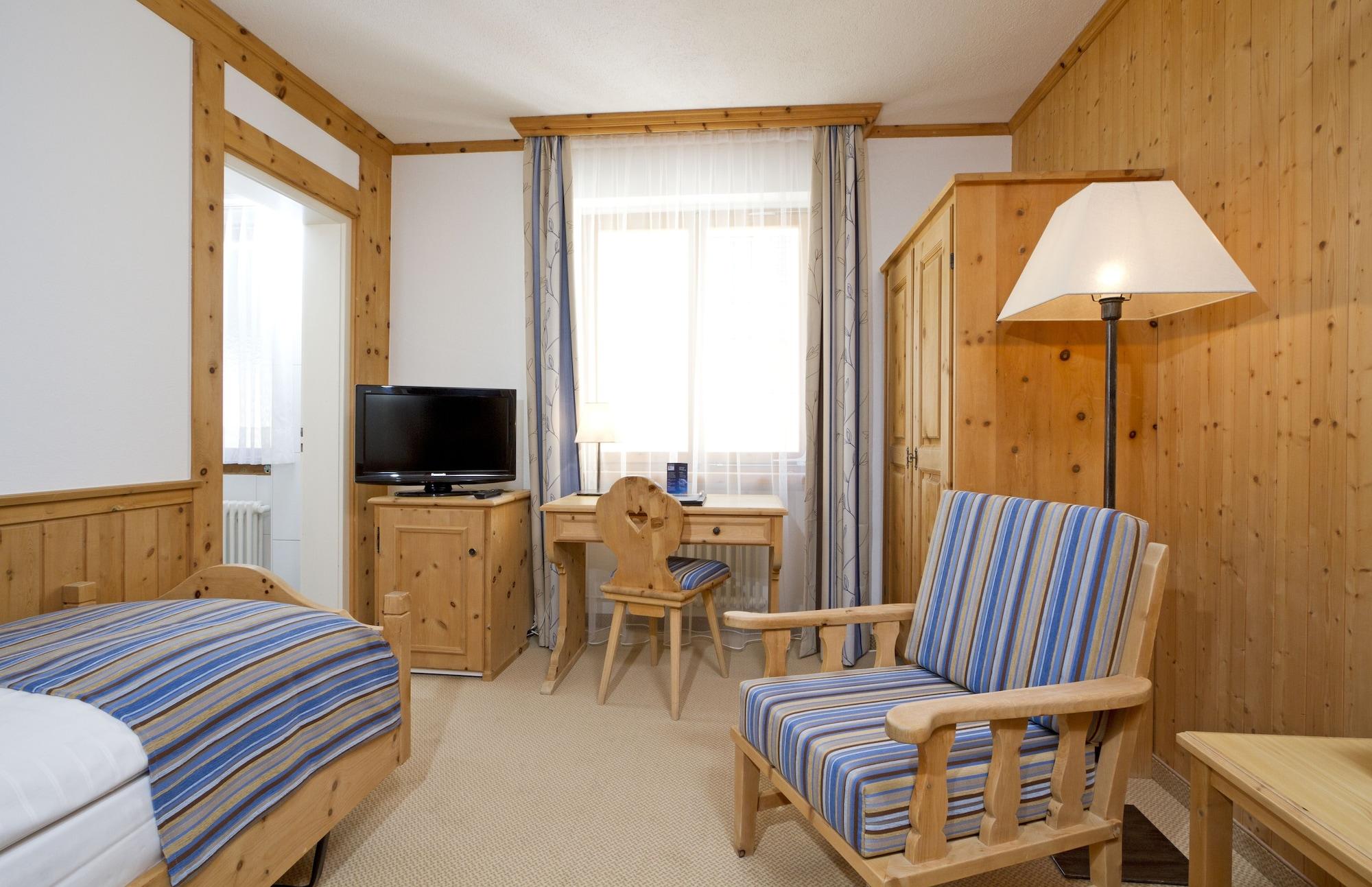 Edelweiss Swiss Quality Hotel Sils Maria Phòng bức ảnh