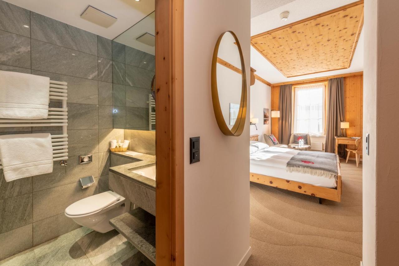 Edelweiss Swiss Quality Hotel Sils Maria Ngoại thất bức ảnh