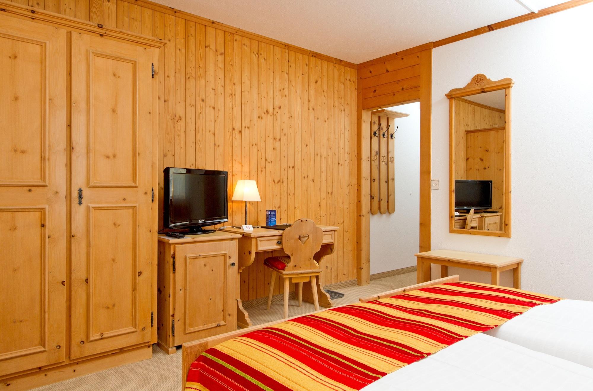 Edelweiss Swiss Quality Hotel Sils Maria Ngoại thất bức ảnh