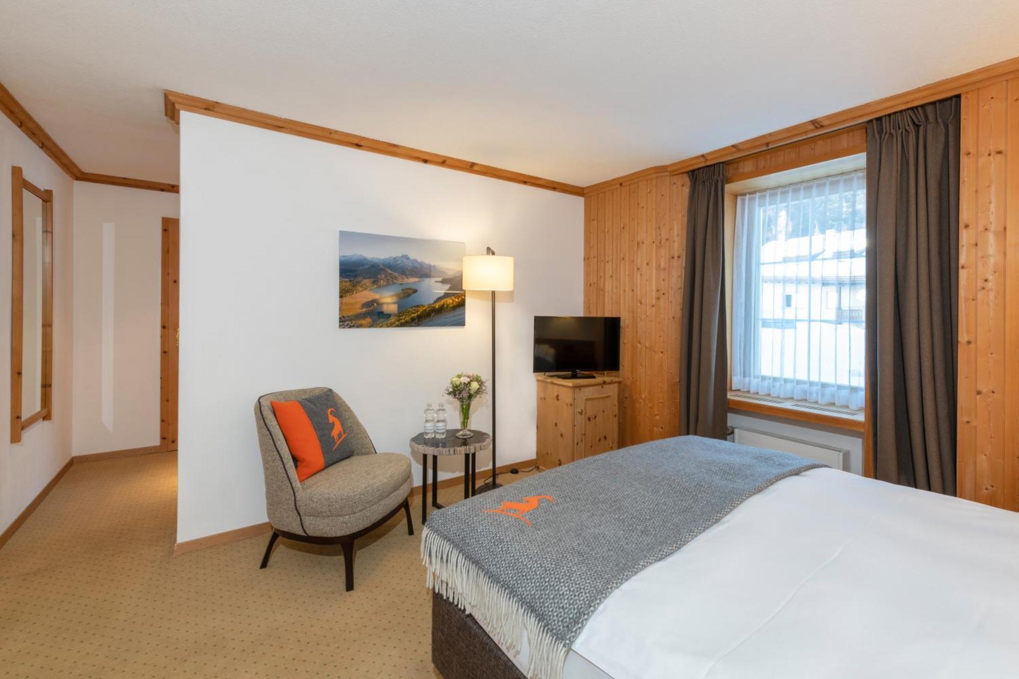 Edelweiss Swiss Quality Hotel Sils Maria Phòng bức ảnh